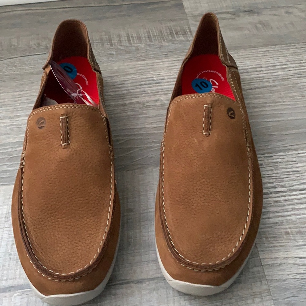 NWT men’s Clarks shoes/ size 10 Wide